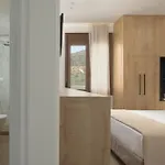 Sofia's Modern 2 Apartment